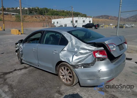 2013 Volkswagen Jetta 2.5L Se from USA, damaged, VIN 3VWDP7AJ1DM361153